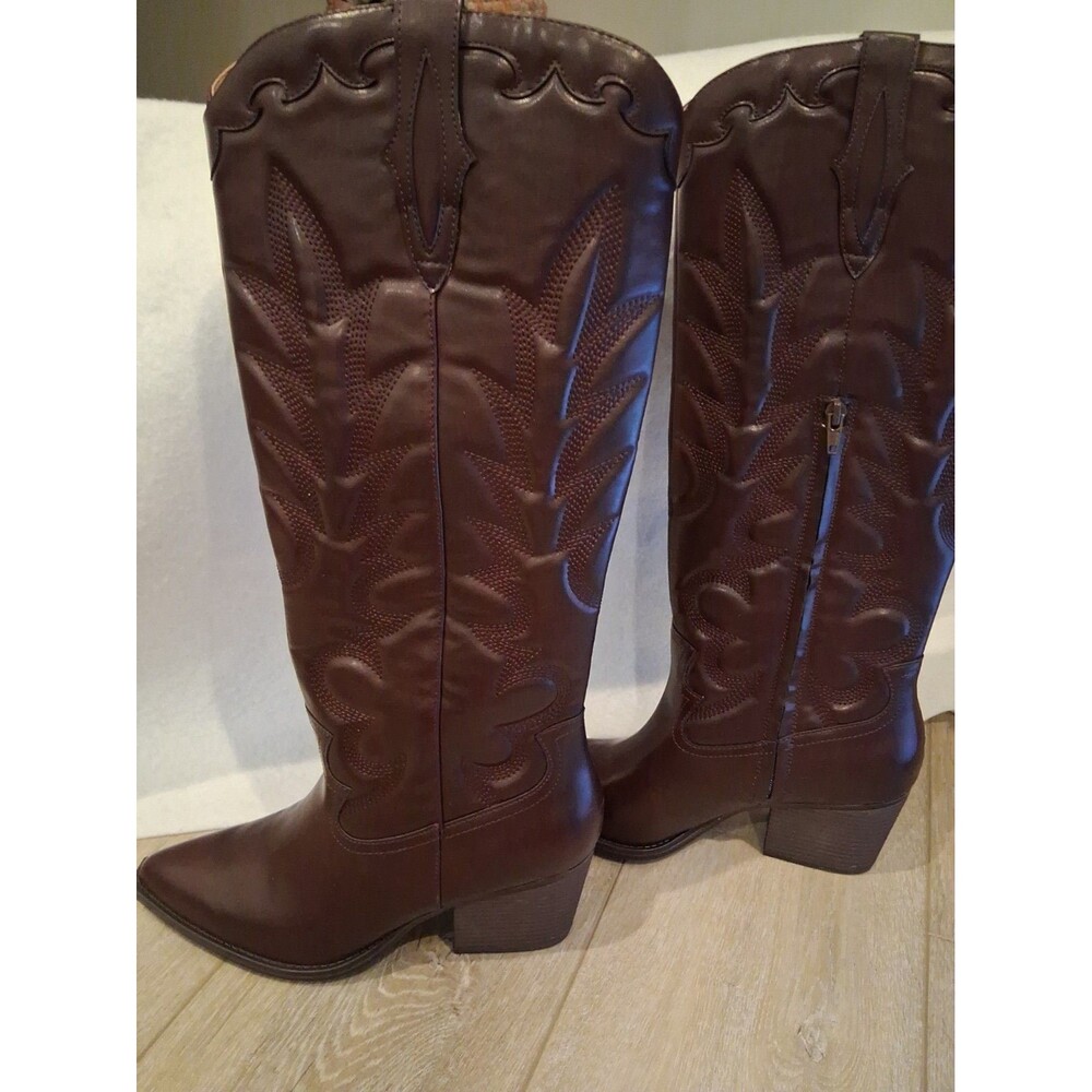 NEW Crown Vintage Sury Tall Boots Burgandy Cowboy Boots US 9 M Side Zipper NIB